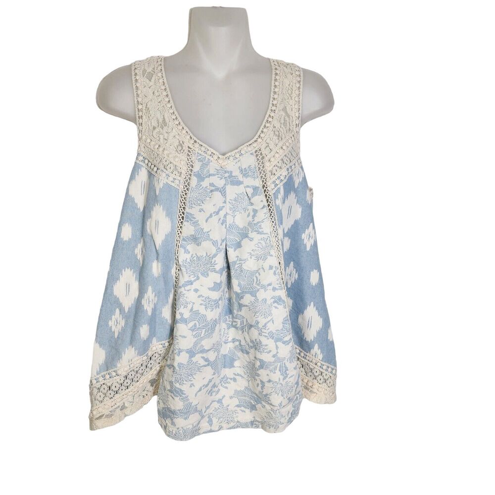 Skylar and Jade Womens Tank Top Size Medium Boho Chambray Blue Lace Boho Crochet
